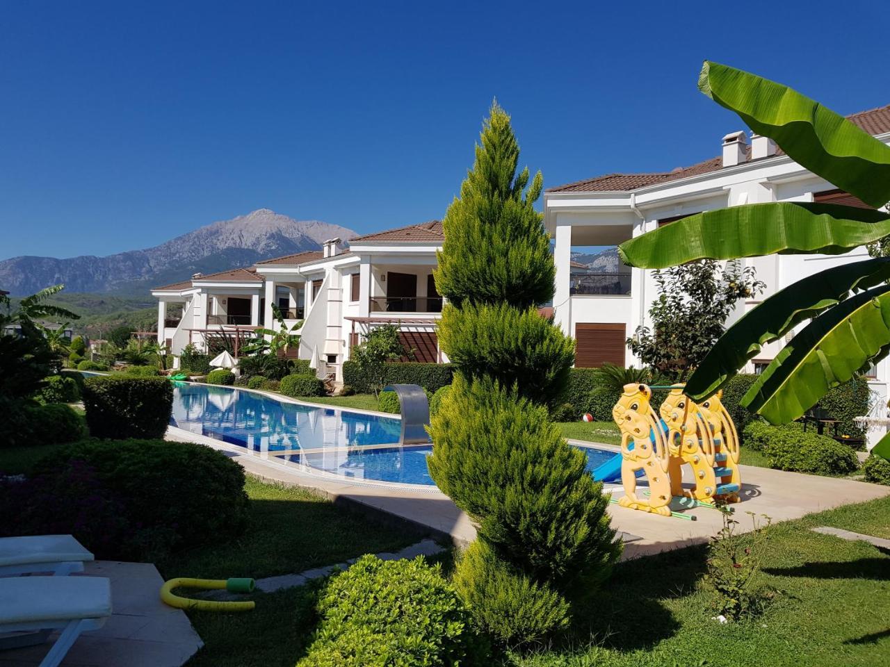 Cristal Villalar Kemer Exteriér fotografie