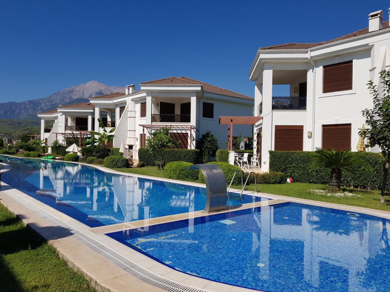 Cristal Villalar Kemer Exteriér fotografie